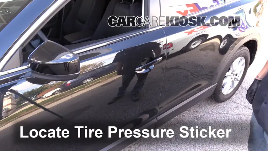 2016 Mazda CX-9 Sport 2.5L 4 Cyl. Turbo Tires & Wheels Check Tire Pressure